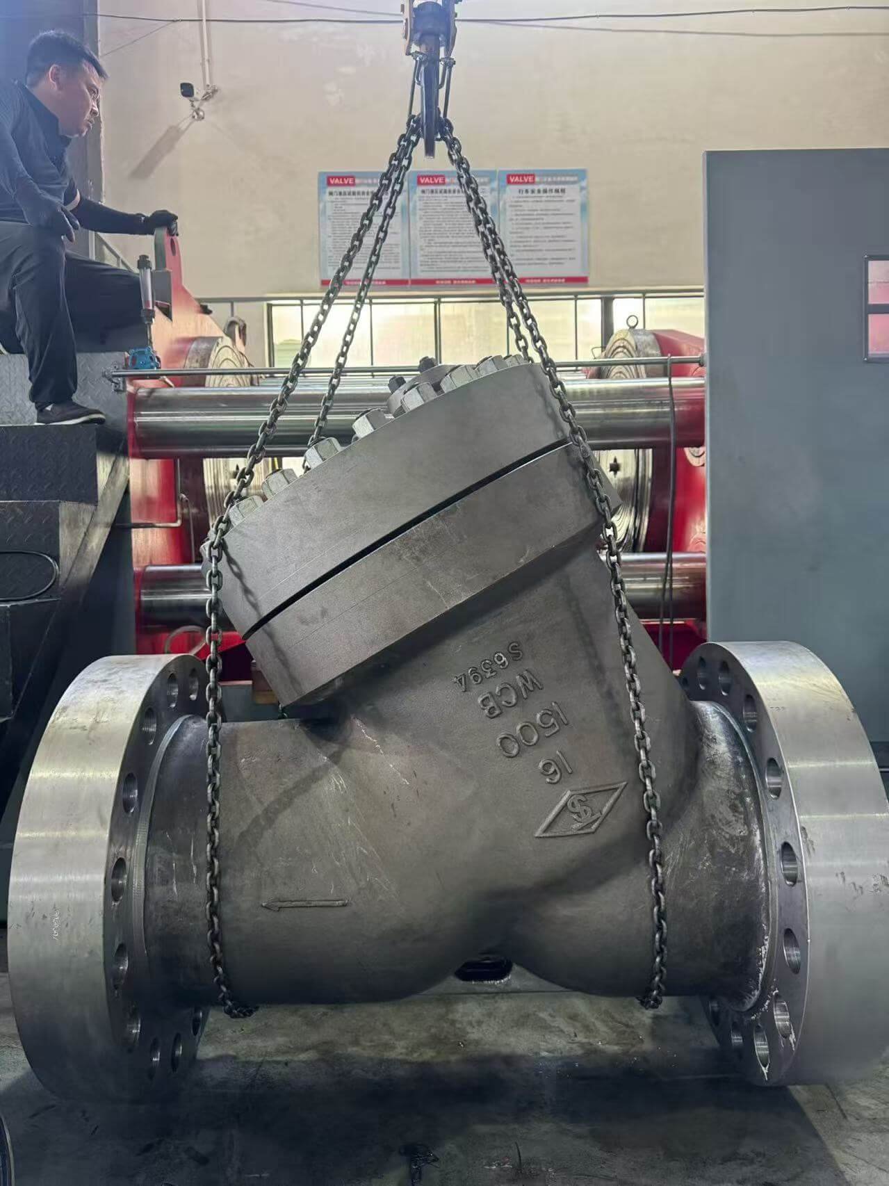 Heavy Bevel Gear Actuation on 24-Inch Class 900 Isolation Valve