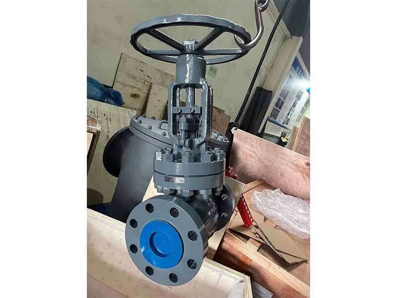 ASME B16.9 Eccentric Flat-Side Butt-Weld Reducer (Ecc)