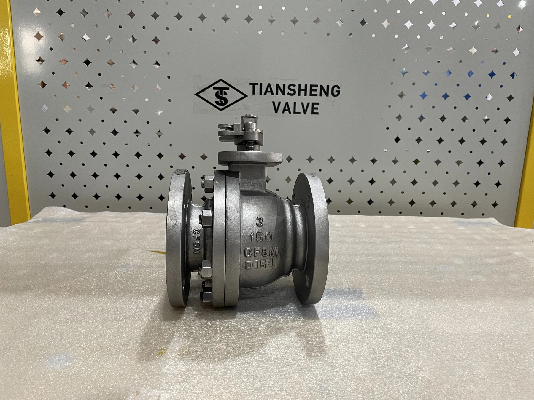 TSV API 608 3 Inch Class 150 CF8M Lever Operated Floating Ball Valve